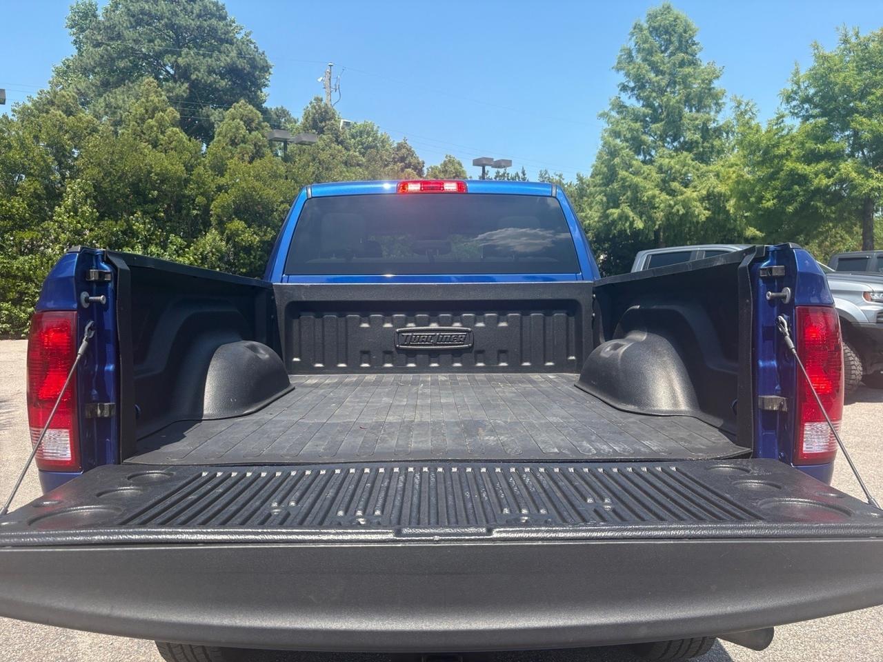2017 Ram 2500 Tradesman, BED LINER, POWER MIRRORS, UCONNECT BLUETOOTH AUX PORT, CHROME WHEELS, ONLY 46K MILES, CLEAN CARFAX, TRADE IN YOUR OLD FOR A NEW RAM TRADESMAN! Virginia Beach VA 2017 Ram 2500 Tradesman, BED LINER, POWER MIRRORS, UCONNECT BLUETOOTH AUX PORT, CHROME WHEELS, ONLY 46K MILES, CLEAN CARFAX, TRADE IN YOUR OLD FOR A NEW RAM TRADESMAN! Virginia Beach VA