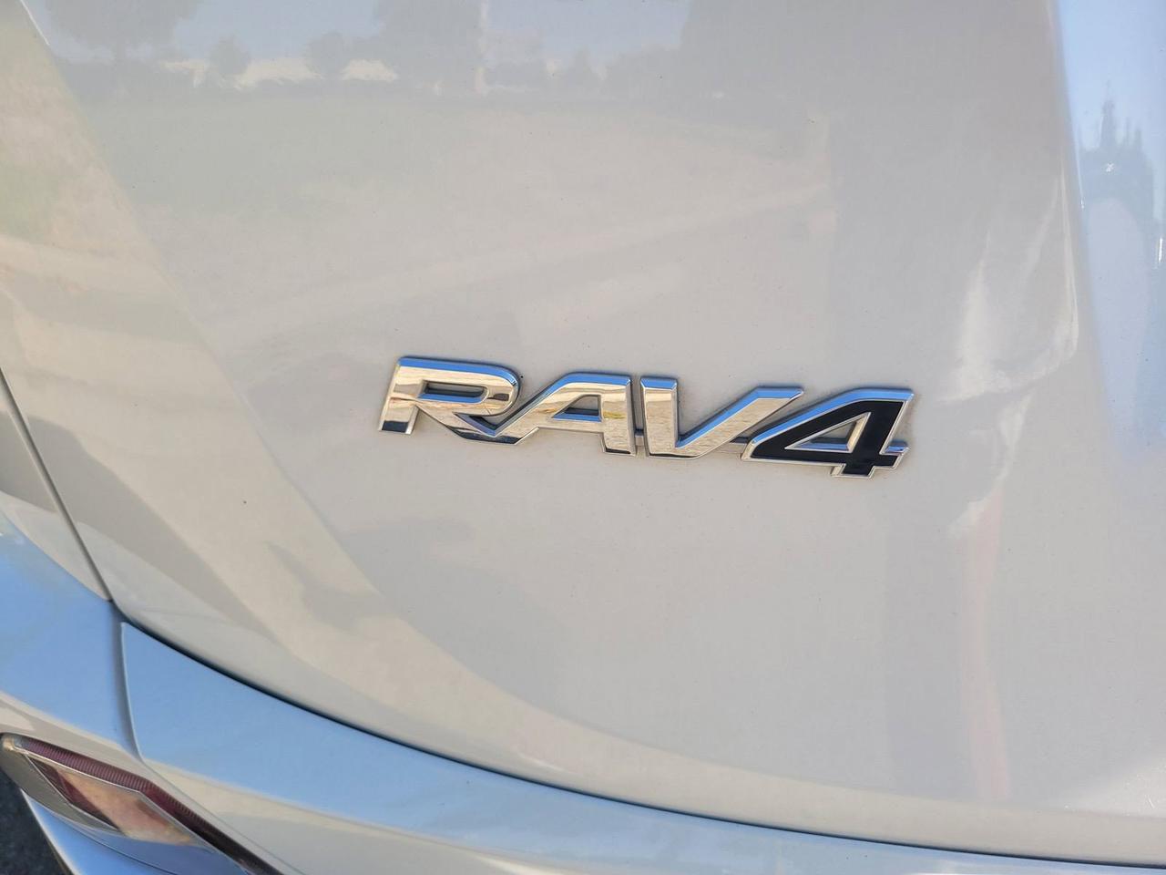 2017 TOYOTA RAV4 Roseville CA