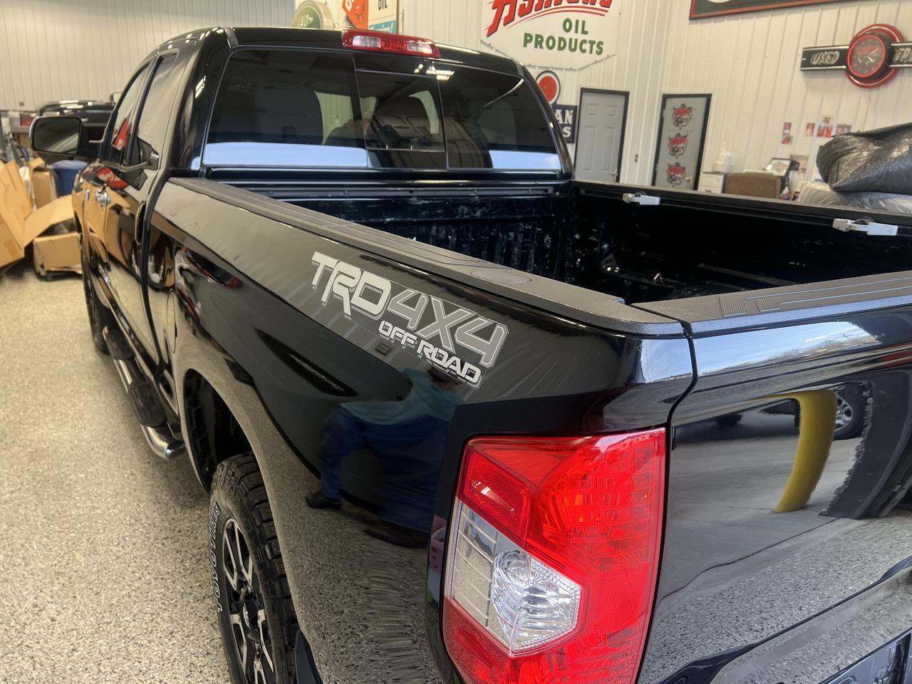 TOYOTATUNDRA DOUBLE CAB 4X45