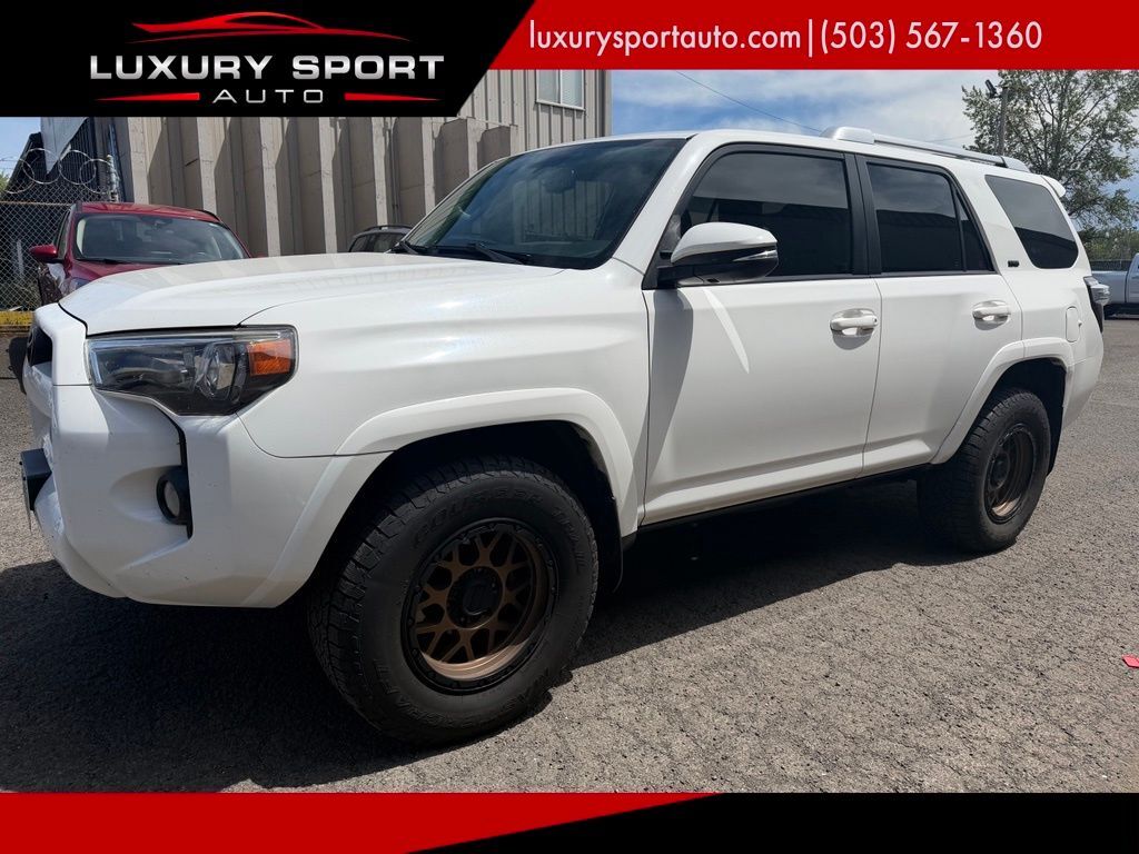 2017 Toyota 4Runner SR5 Premium 2017 Toyota 4Runner SR5 Premium
