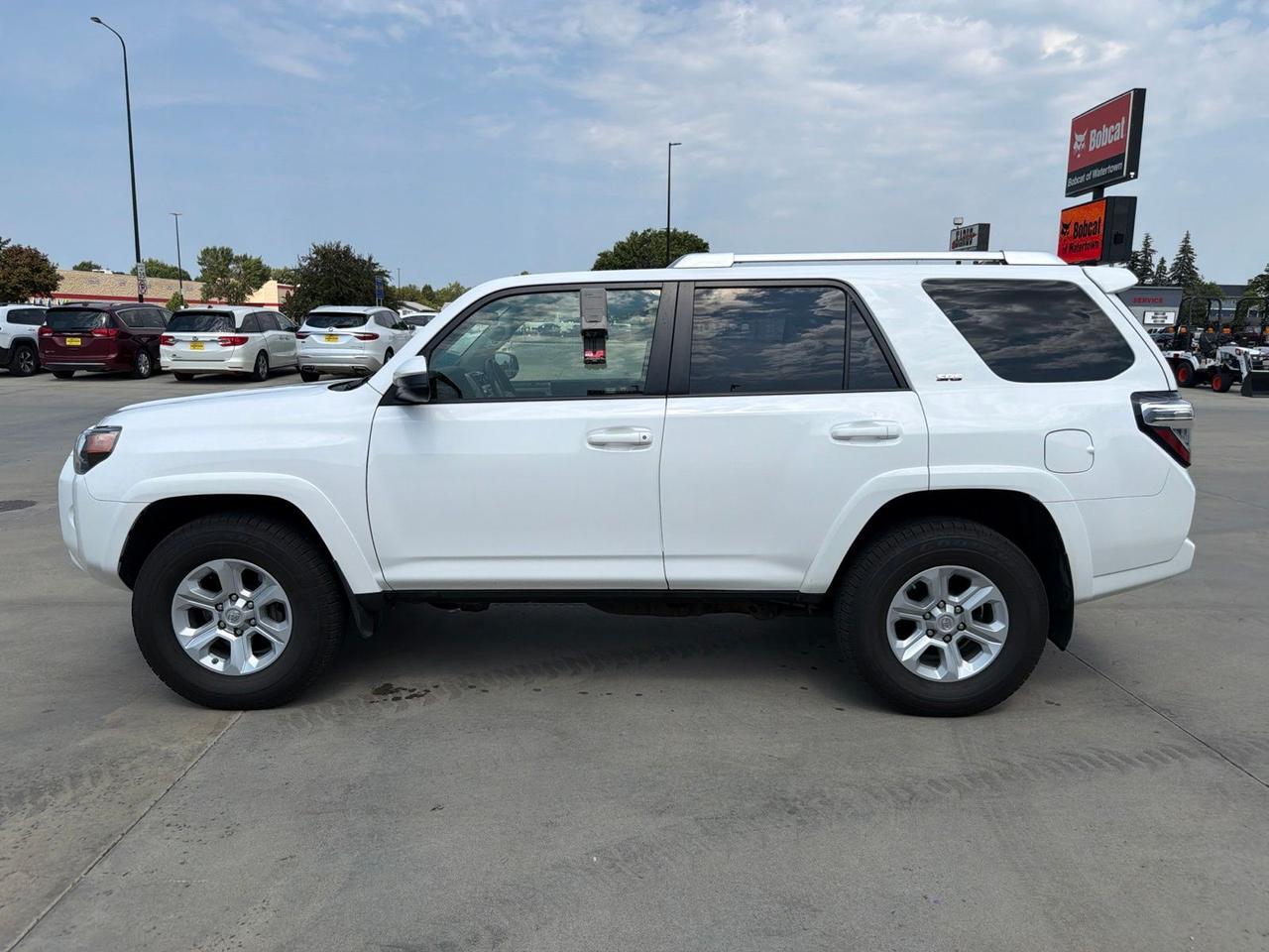 2017 Toyota 4Runner SR5 Watertown SD 2017 Toyota 4Runner SR5 Watertown SD