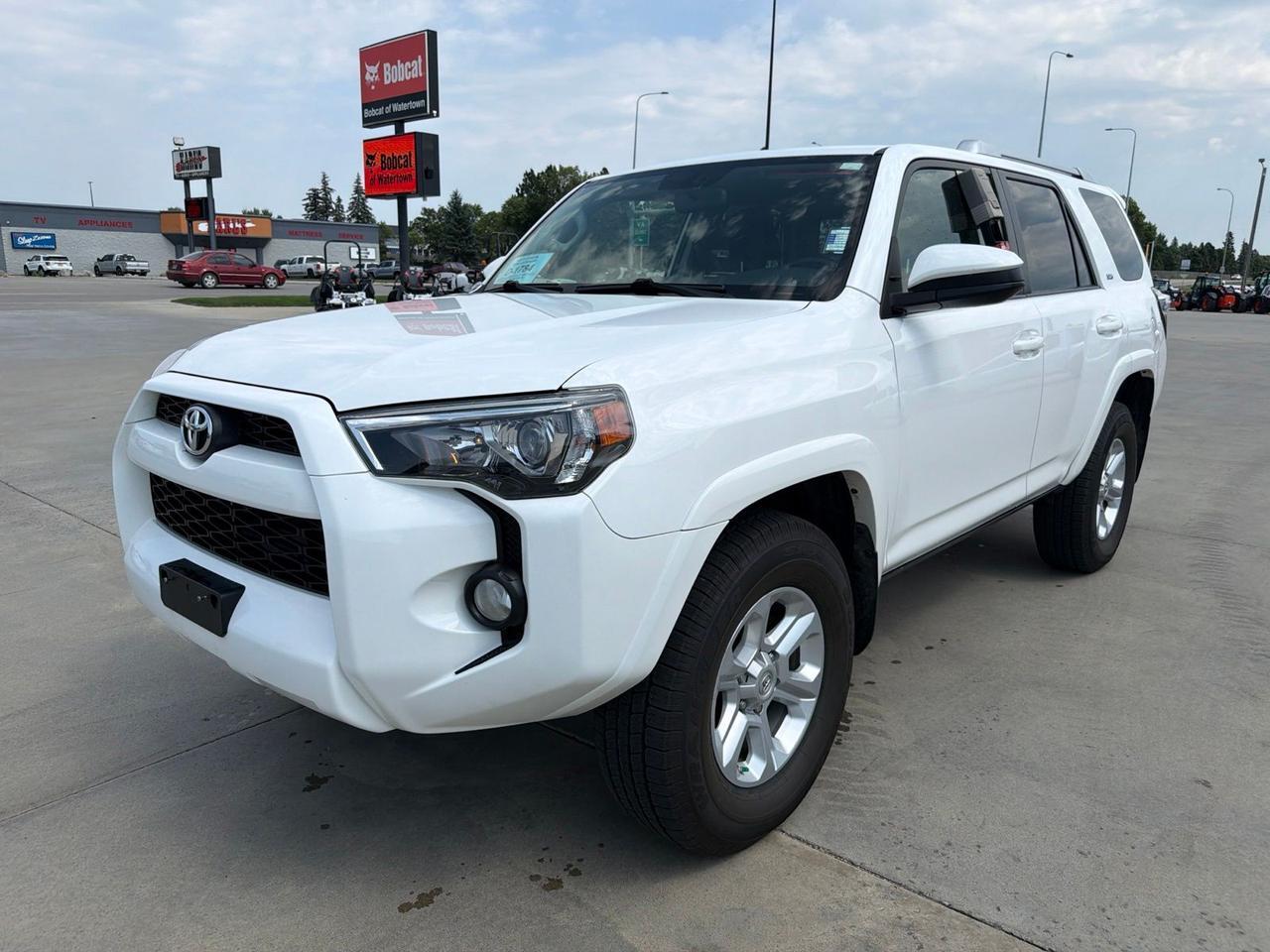 2017 Toyota 4Runner SR5 Watertown SD 2017 Toyota 4Runner SR5 Watertown SD