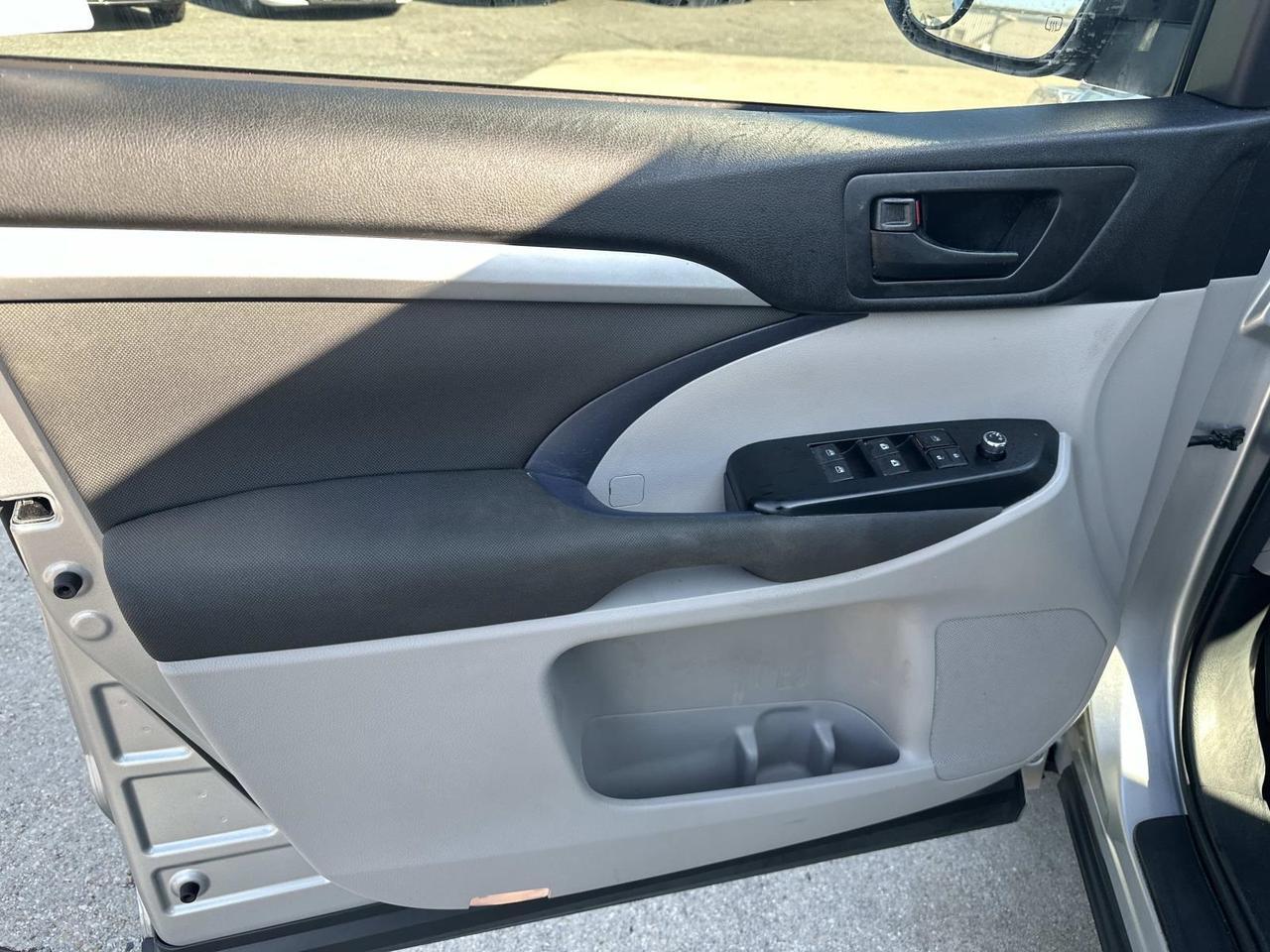2017 Toyota Highlander LE Woodbridge VA