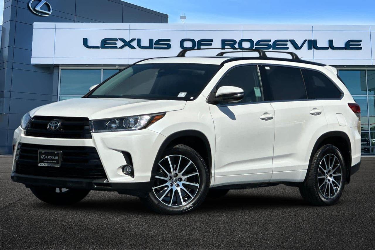 2017 Toyota Highlander SE Roseville CA
