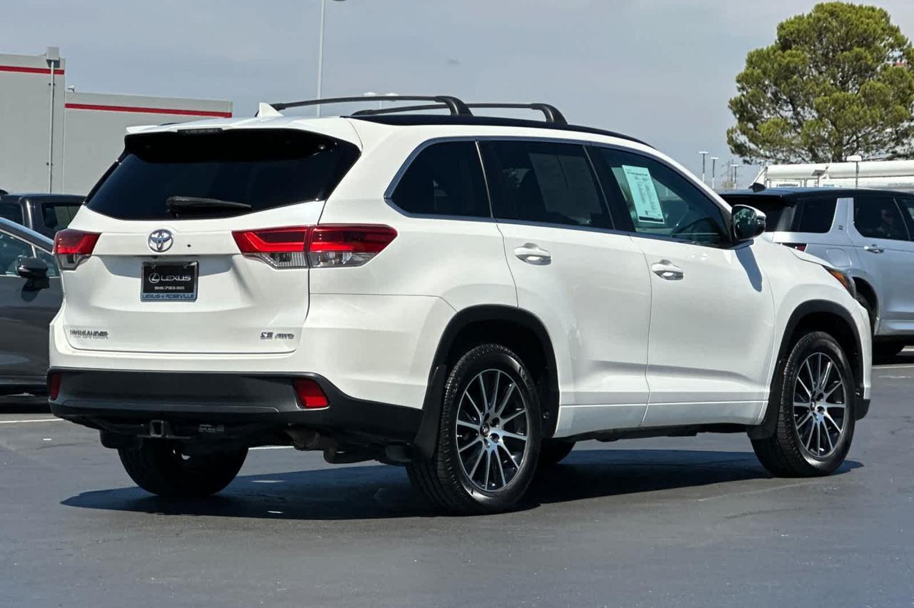 2017 Toyota Highlander SE Roseville CA