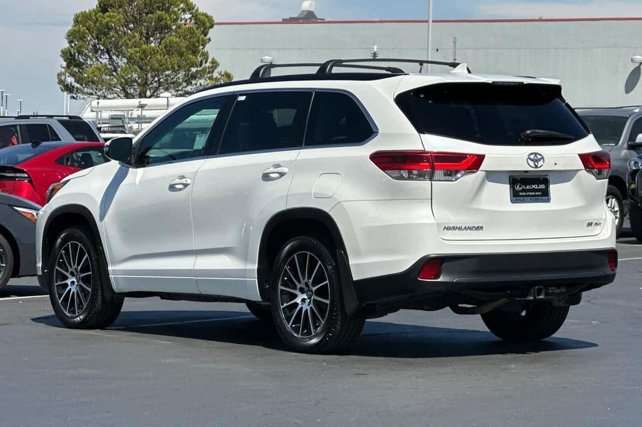 2017 Toyota Highlander SE Roseville CA