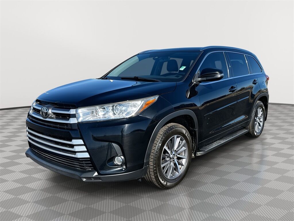 2017 Toyota Highlander