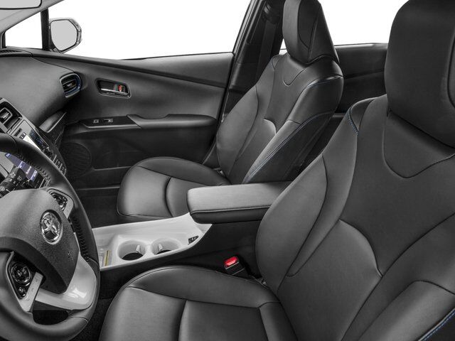 2017 Toyota Prius Four Touring Appleton WI