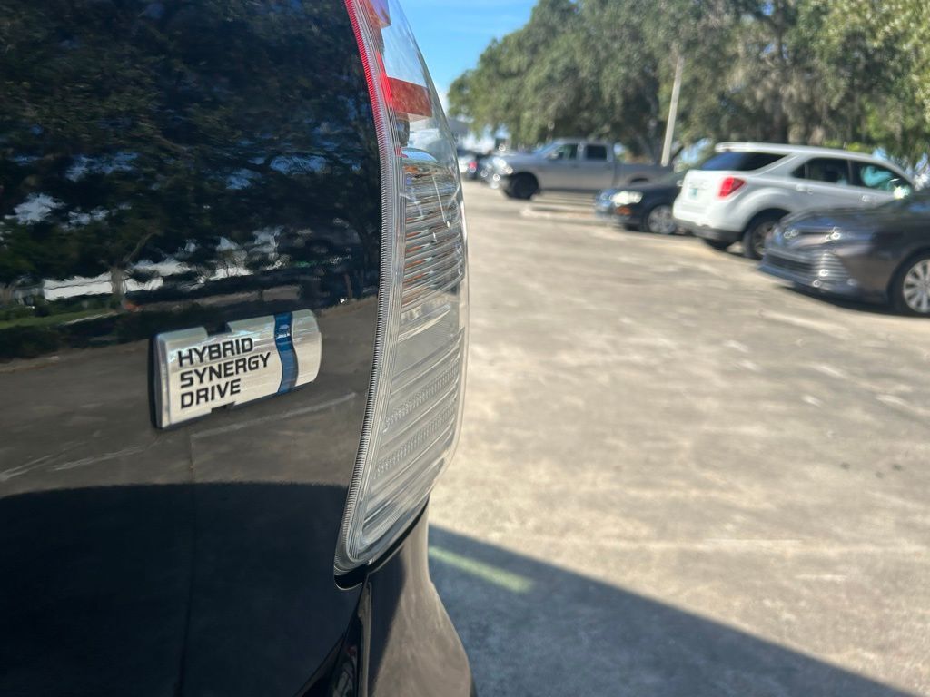 2017 Toyota Prius v Five Tampa FL