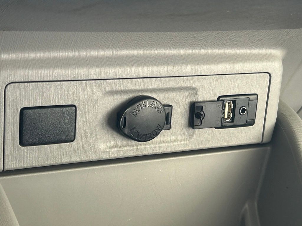 2017 Toyota Prius v Five Tampa FL