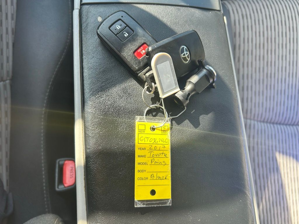 2017 Toyota Prius v Five Tampa FL