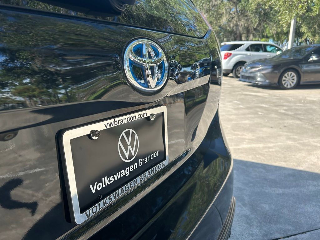 2017 Toyota Prius v Five Tampa FL