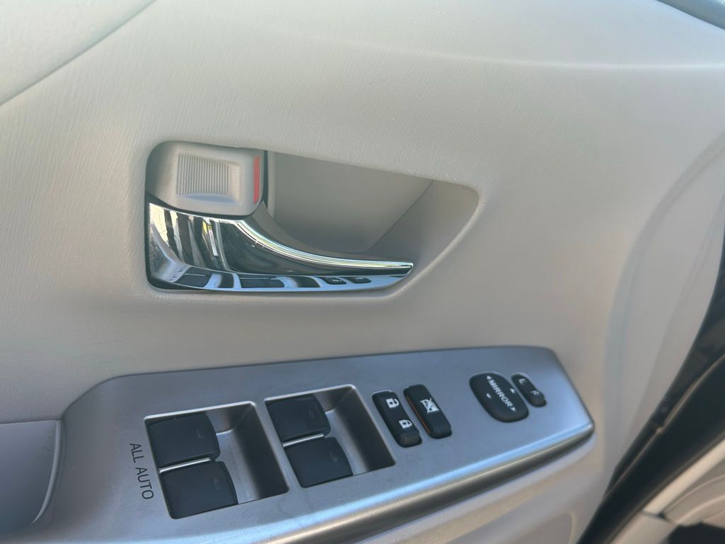 2017 Toyota Prius v Five Tampa FL