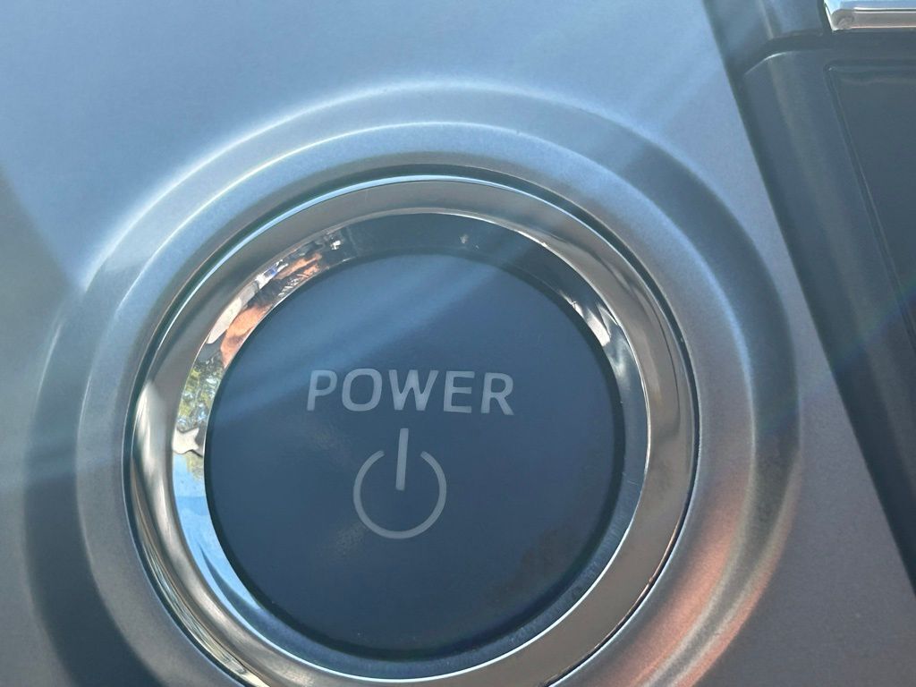 2017 Toyota Prius v Five Tampa FL