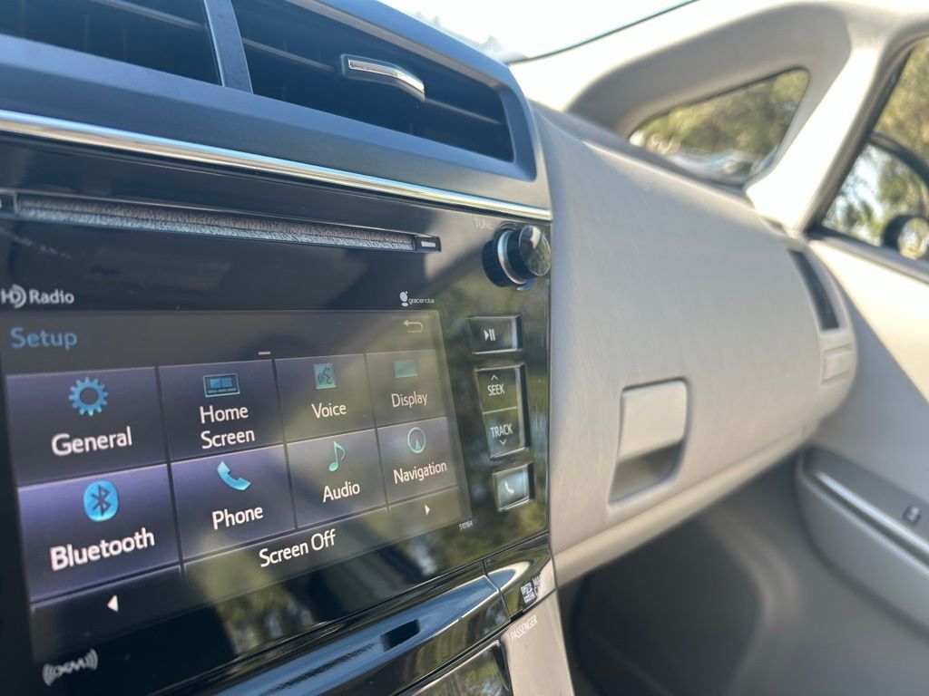 2017 Toyota Prius v Five Tampa FL