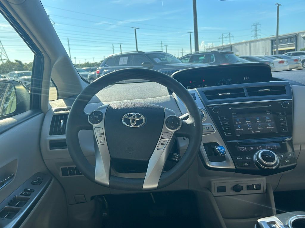2017 Toyota Prius v Five Tampa FL