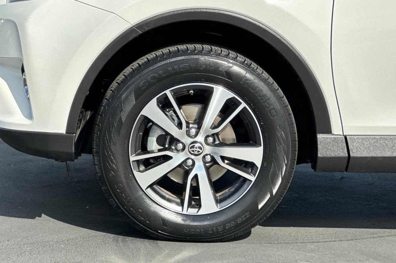 2017 Toyota RAV4 XLE Roseville CA