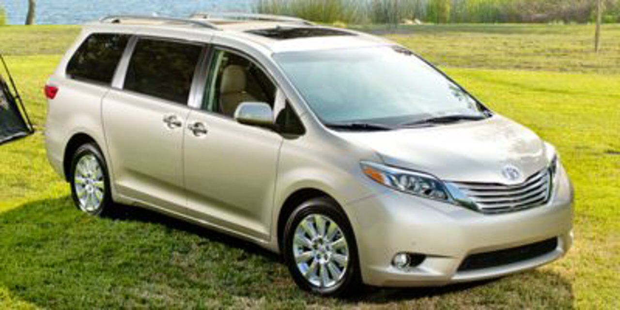 2017 Toyota Sienna LE Sherwood Park AB 2017 Toyota Sienna LE Sherwood Park AB