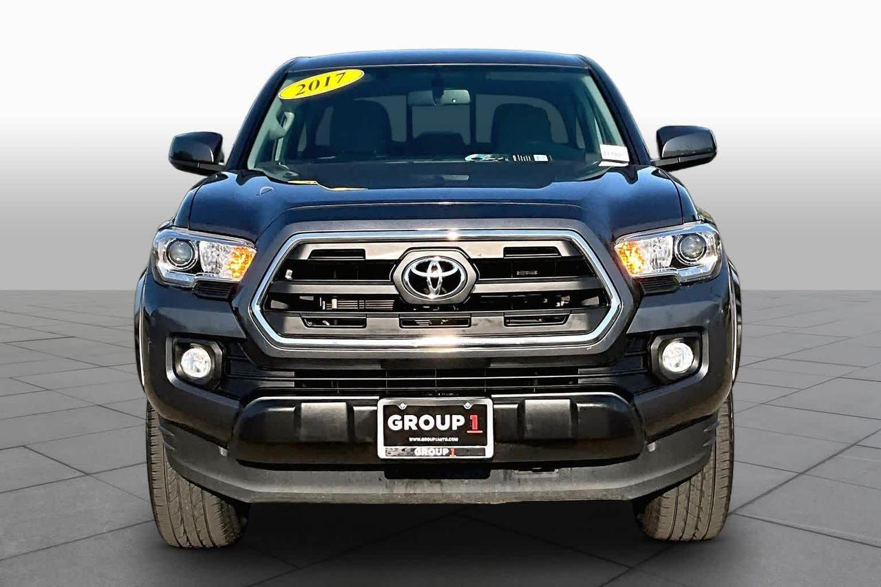 2017 Toyota Tacoma SR5 2017 Toyota Tacoma SR5