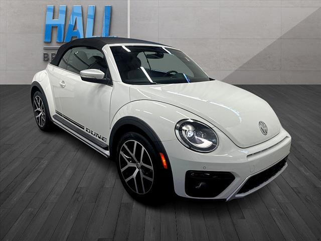 2017 Volkswagen Beetle Convertible 1.8T Dune Oshkosh WI