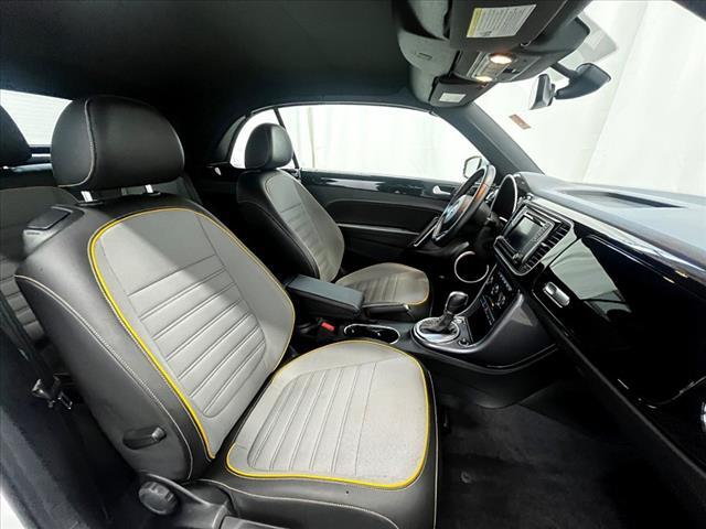 2017 Volkswagen Beetle Convertible 1.8T Dune Oshkosh WI