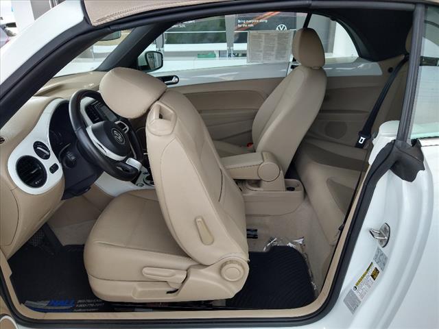 2017 Volkswagen Beetle Convertible 1.8T SE Oshkosh WI