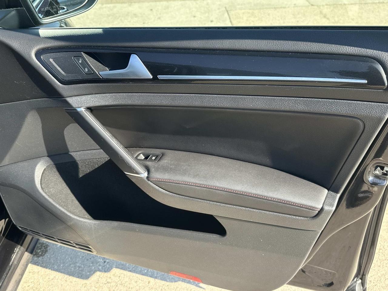 2017 Volkswagen Golf GTI SE Woodbridge VA