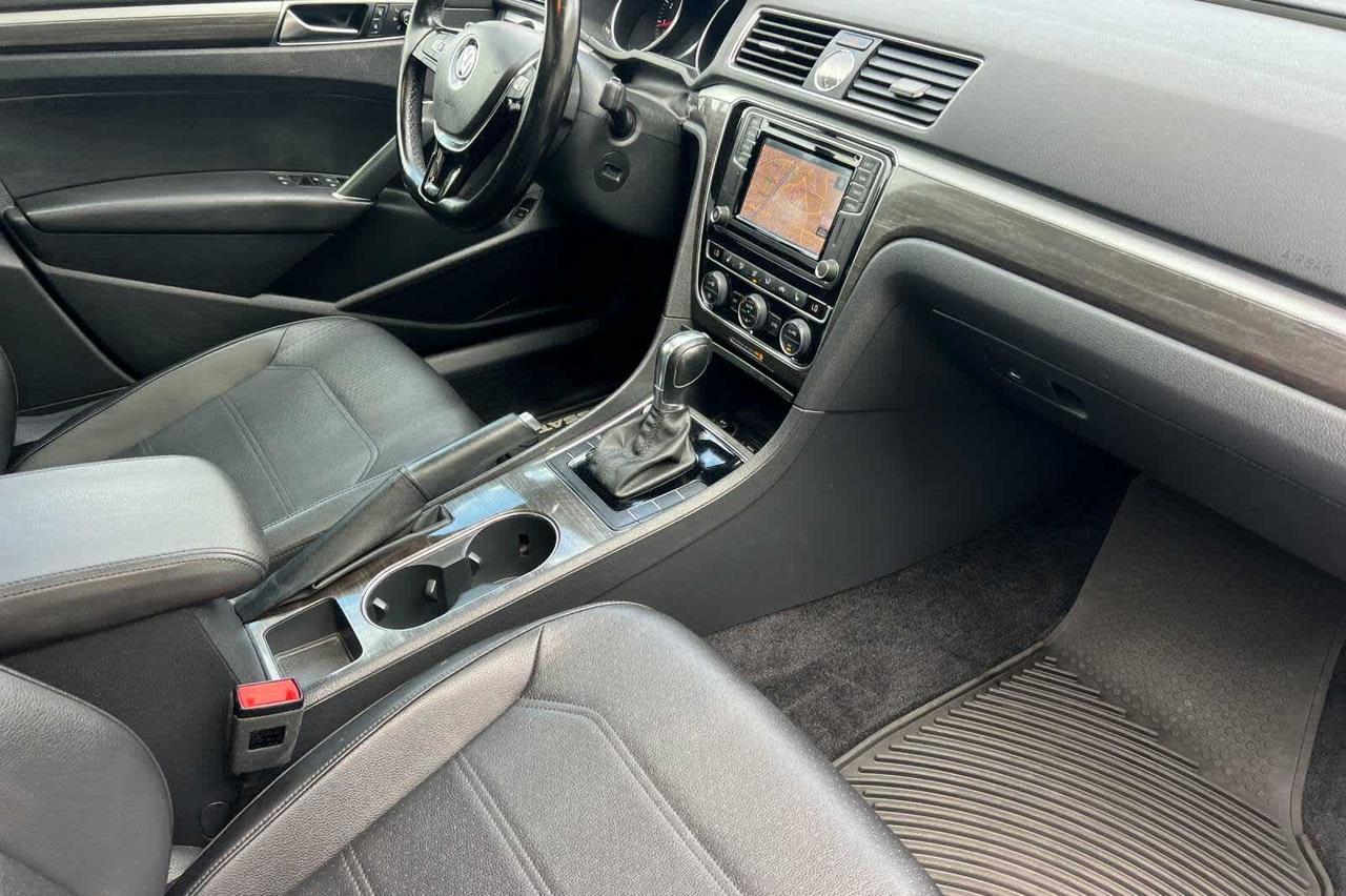 2017 Volkswagen Passat 1.8T SE w/Technology Roseville CA