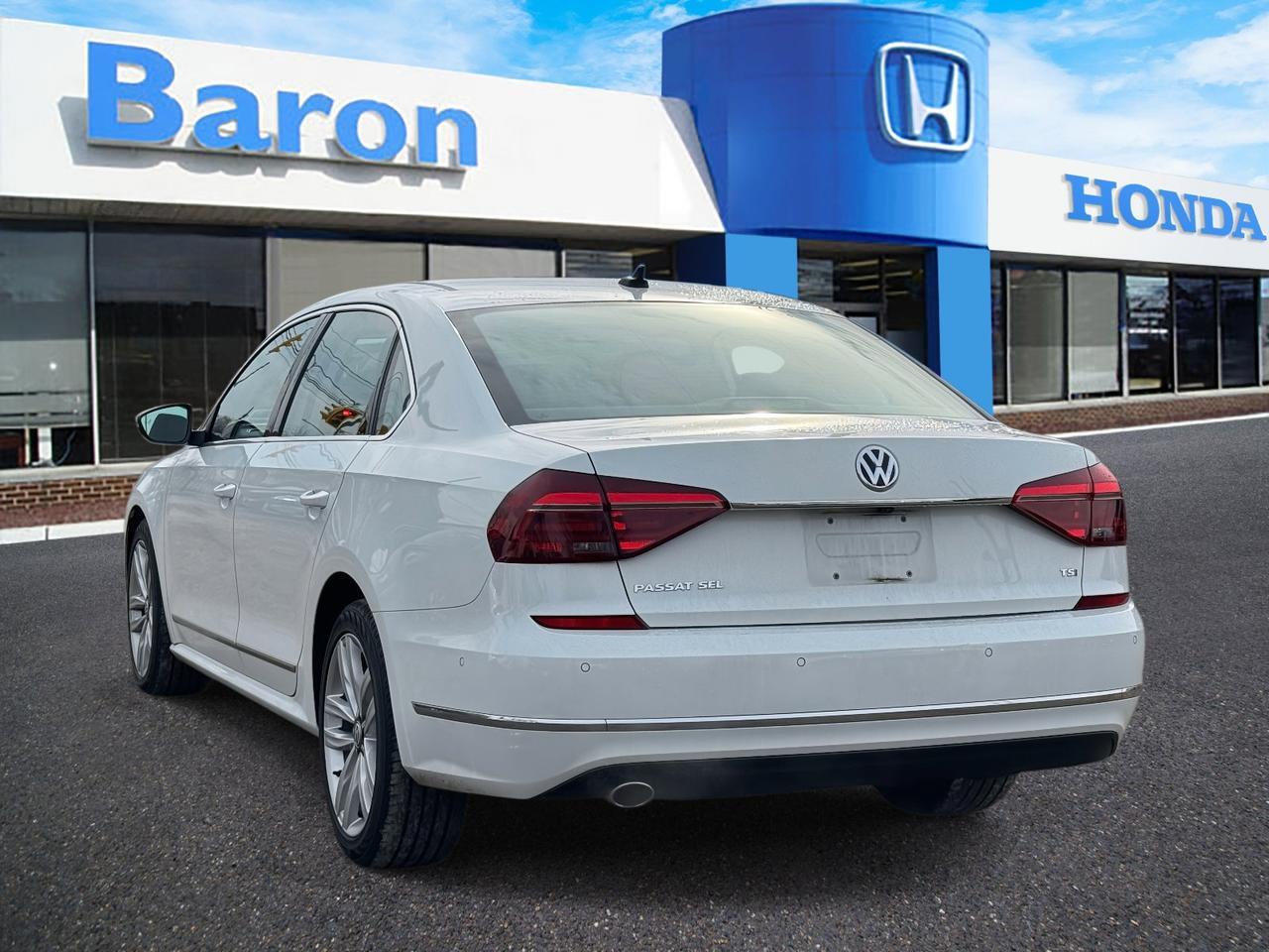 2017 Volkswagen Passat 1.8T SEL Premium Clifton Park NY