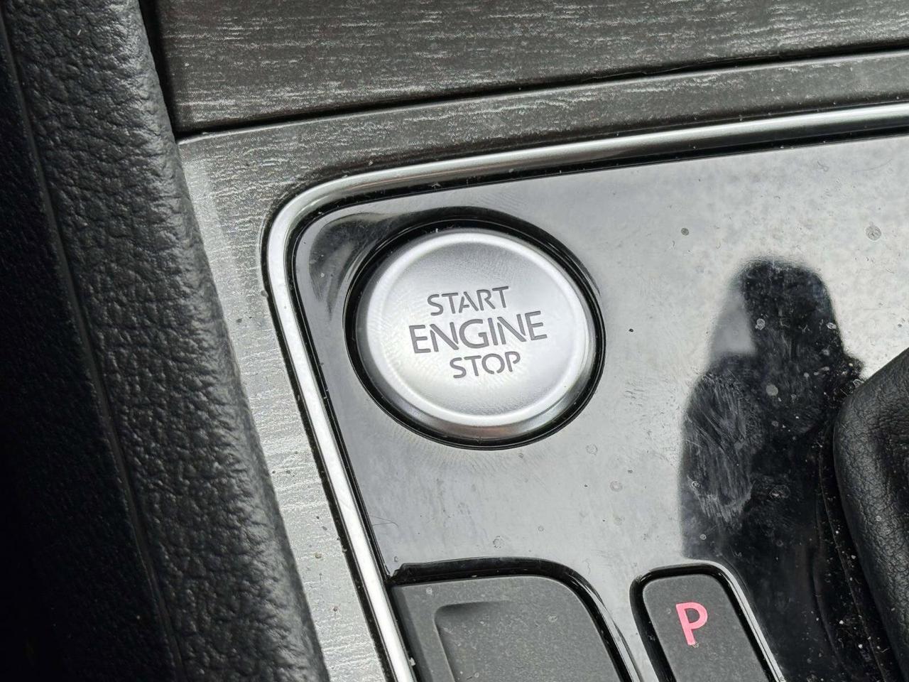 2017 Volkswagen Passat 1.8T SEL Premium Clifton Park NY