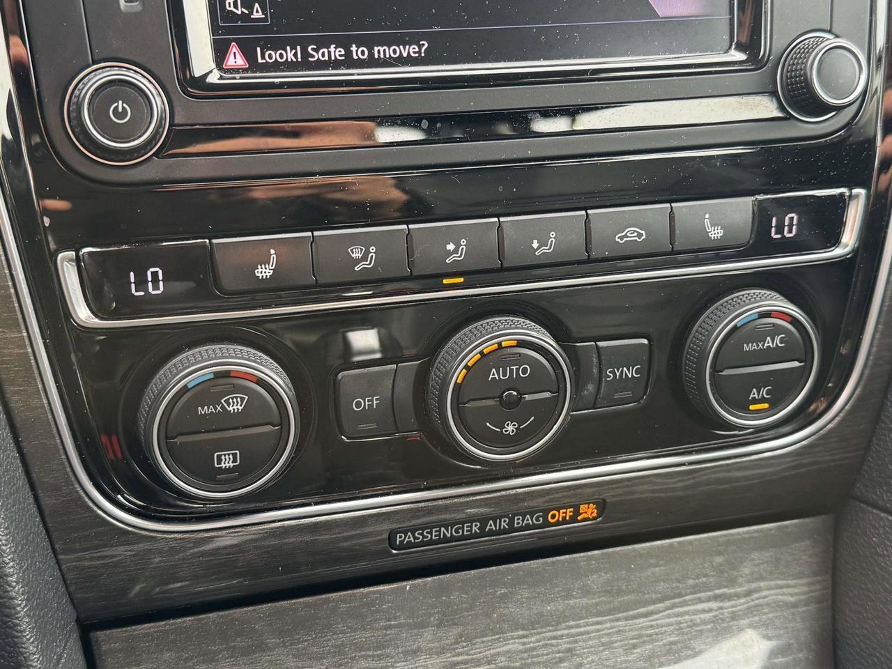 2017 Volkswagen Passat 1.8T SEL Premium Clifton Park NY