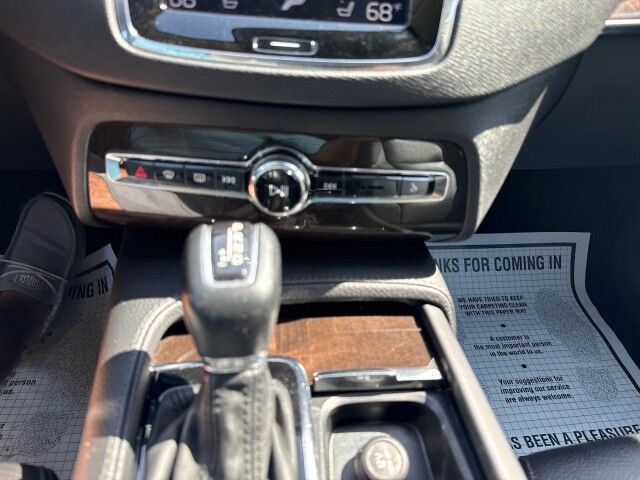 2017 Volvo XC90 Momentum Springfield IL 2017 Volvo XC90 Momentum Springfield IL