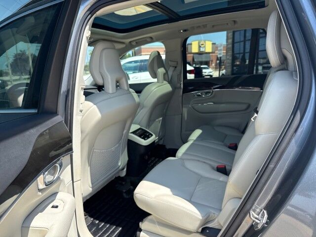 2017 Volvo XC90 Momentum Springfield IL 2017 Volvo XC90 Momentum Springfield IL