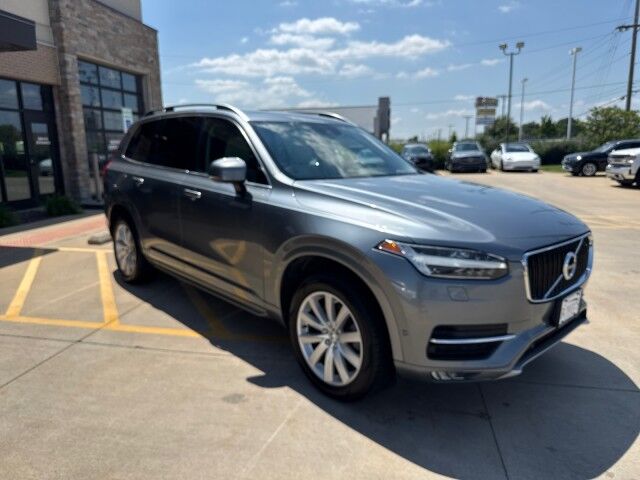 2017 Volvo XC90 Momentum Springfield IL 2017 Volvo XC90 Momentum Springfield IL