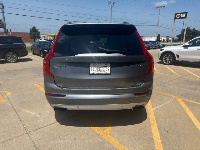 2017 Volvo XC90 Momentum Springfield IL 2017 Volvo XC90 Momentum Springfield IL