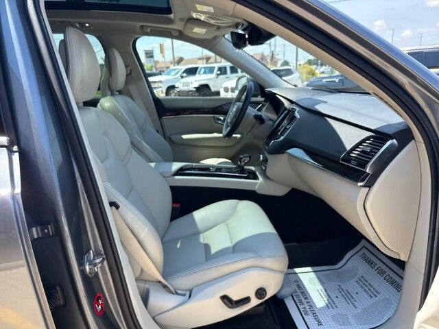 2017 Volvo XC90 Momentum Springfield IL 2017 Volvo XC90 Momentum Springfield IL