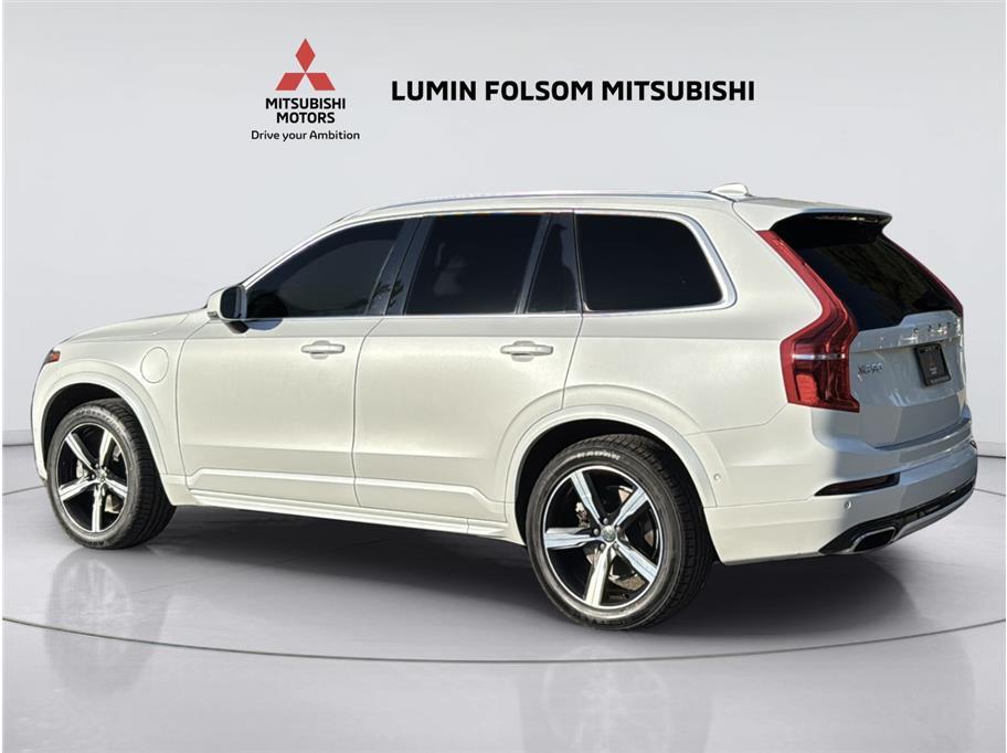 2017 Volvo XC90 T8 R-Design Sport Utility 4D 2017 Volvo XC90 T8 R-Design Sport Utility 4D