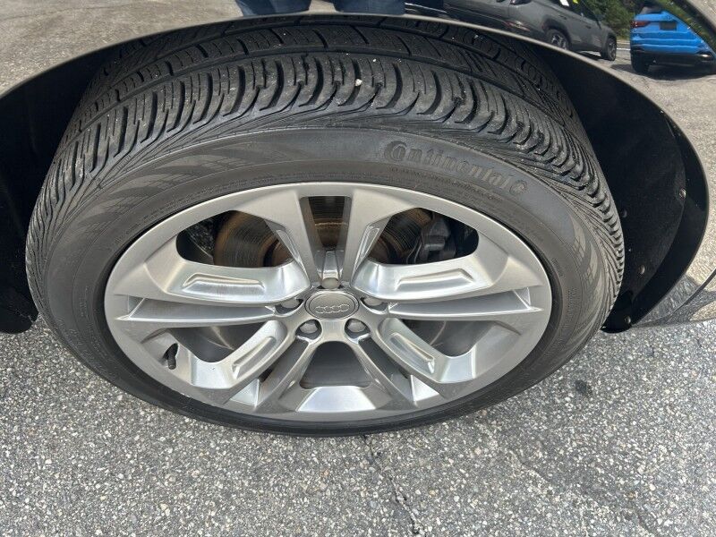 2018 Audi Q3 Premium Plus - LEATHER SUNROOF VERY CLEAN Webster MA 2018 Audi Q3 Premium Plus - LEATHER SUNROOF VERY CLEAN Webster MA