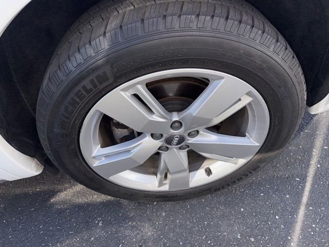 2018 Audi Q5 2.0T 2018 Audi Q5 2.0T