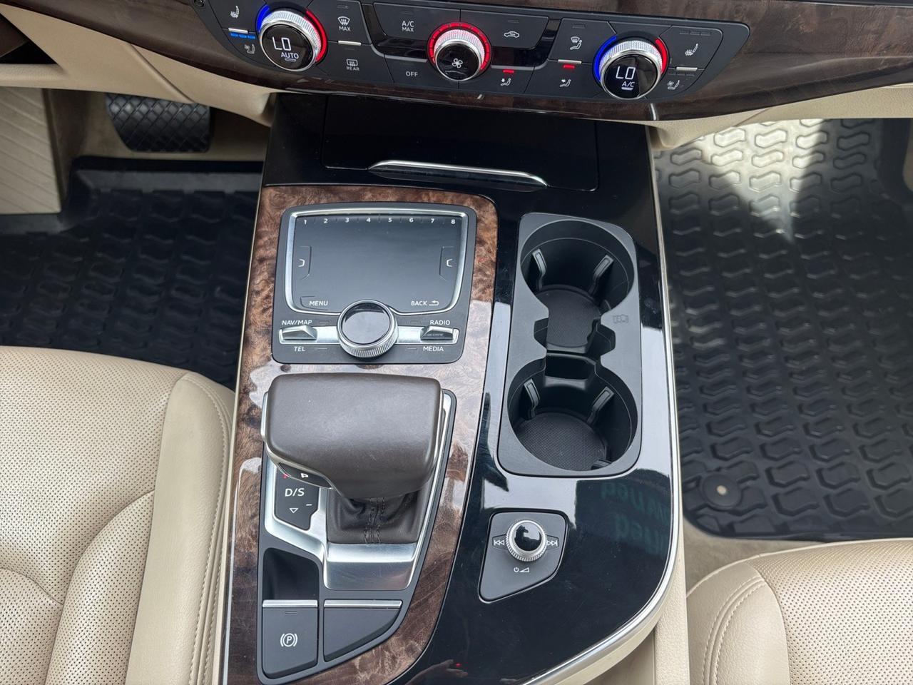 2018 Audi Q7 Premium Plus, POWER LIFTGATE, BACKUP CAMERA, PANORAMIC MOONROOF, HEATED STEERING WHEEL & SEATS, APPLE CARPLAY/ANDROID AUTO, BLIND SPOT ALERT, LANE KEEP ASSIST, BOSE PREMIUM SOUND SYSTEM, ONLY 76K MILES, RIDE IN STYLE! Virginia Beach VA 2018 Audi Q7 Premium Plus, POWER LIFTGATE, BACKUP CAMERA, PANORAMIC MOONROOF, HEATED STEERING WHEEL & SEATS, APPLE CARPLAY/ANDROID AUTO, BLIND SPOT ALERT, LANE KEEP ASSIST, BOSE PREMIUM SOUND SYSTEM, ONLY 76K MILES, RIDE IN STYLE! Virginia Beach VA