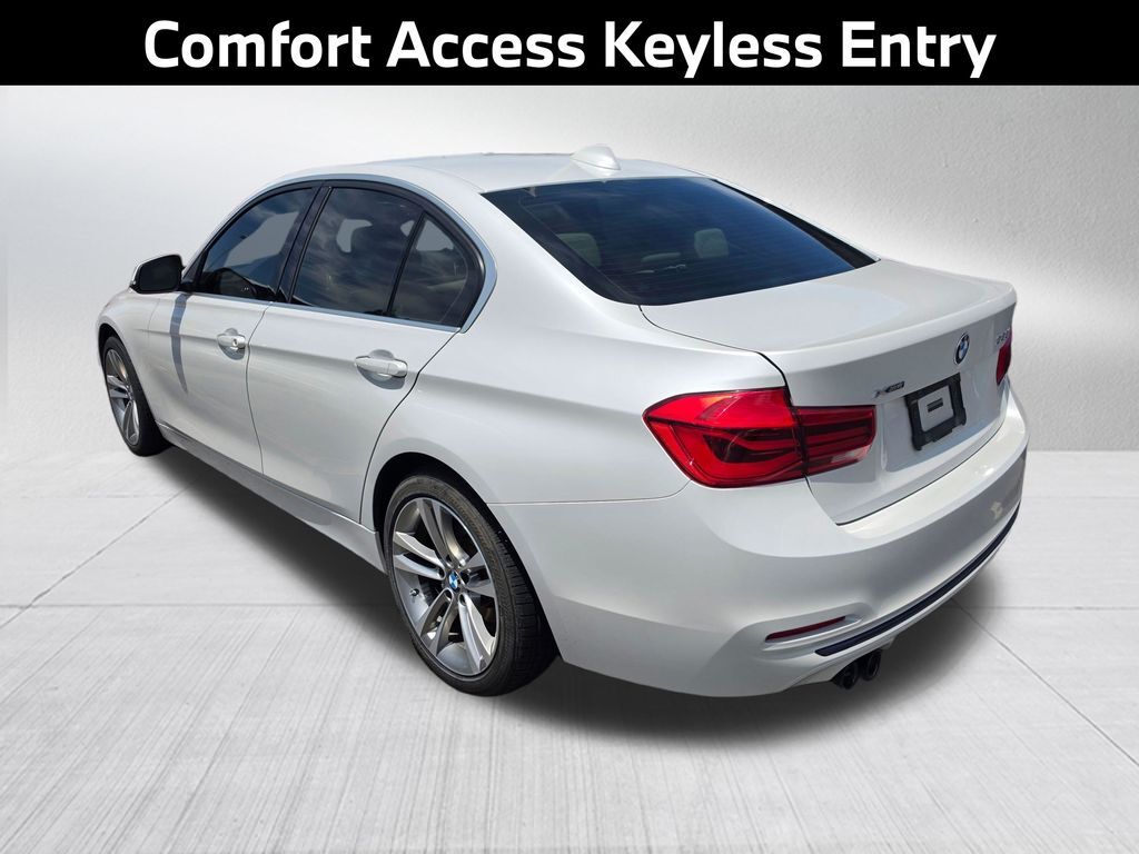 2018 BMW 3 Series 330i xDrive