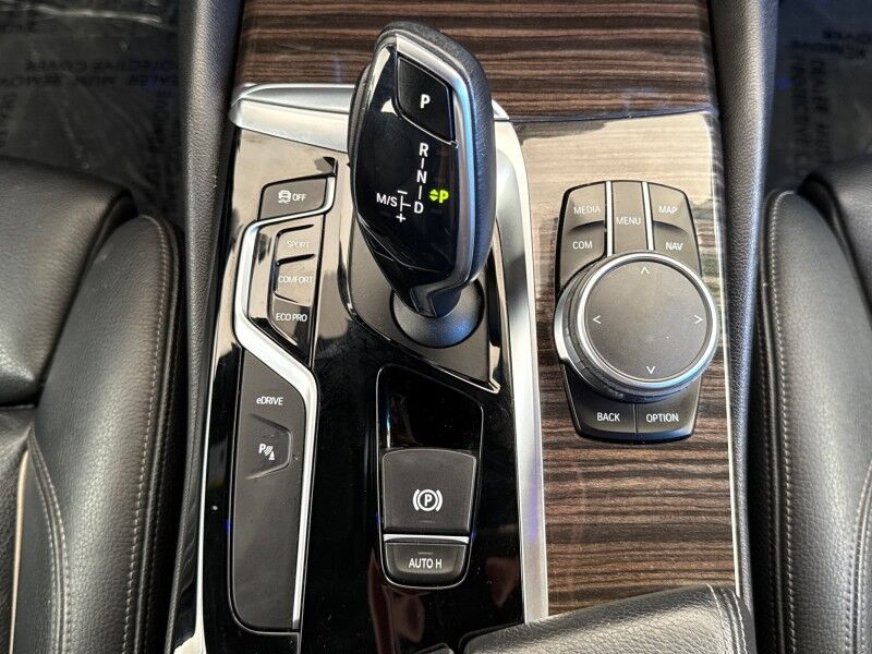 2018 BMW 5 Series 530e xDrive iPerformance Sedan AWD Arlington VA