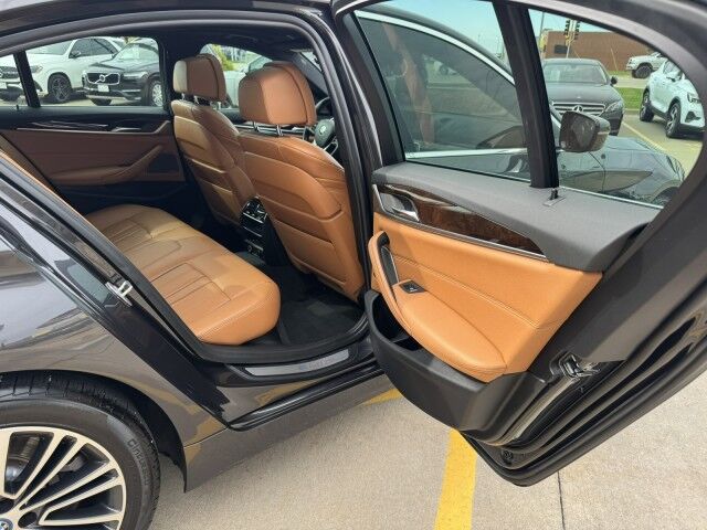 2018 BMW 5 Series 530e xDrive iPerformance Springfield IL 2018 BMW 5 Series 530e xDrive iPerformance Springfield IL