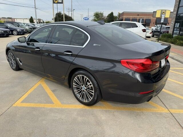 2018 BMW 5 Series 530e xDrive iPerformance Springfield IL 2018 BMW 5 Series 530e xDrive iPerformance Springfield IL