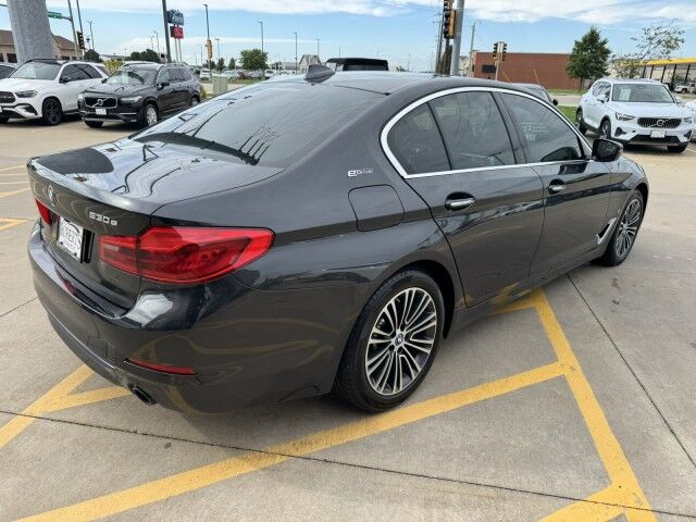 2018 BMW 5 Series 530e xDrive iPerformance Springfield IL 2018 BMW 5 Series 530e xDrive iPerformance Springfield IL
