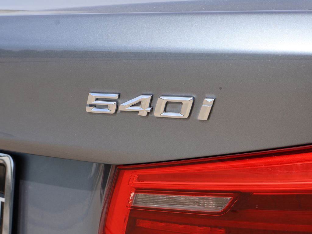 2018 BMW 5 Series 540i xDrive
