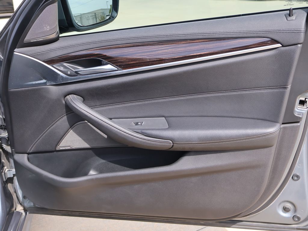 2018 BMW 5 Series 540i xDrive