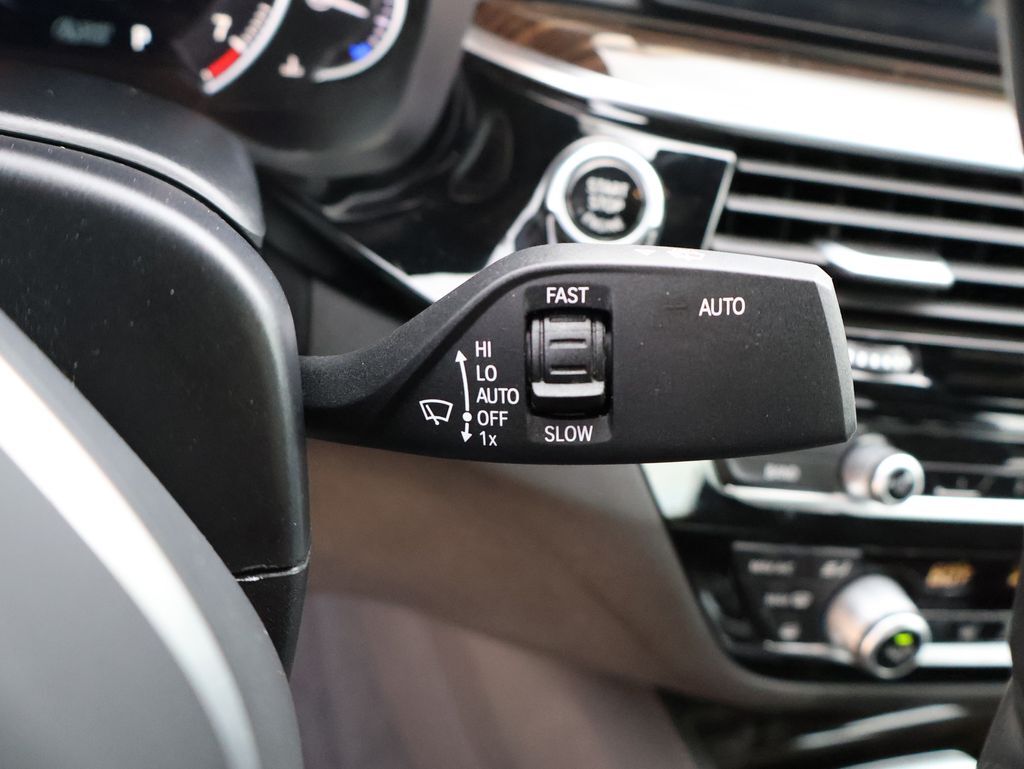 2018 BMW 5 Series 540i xDrive