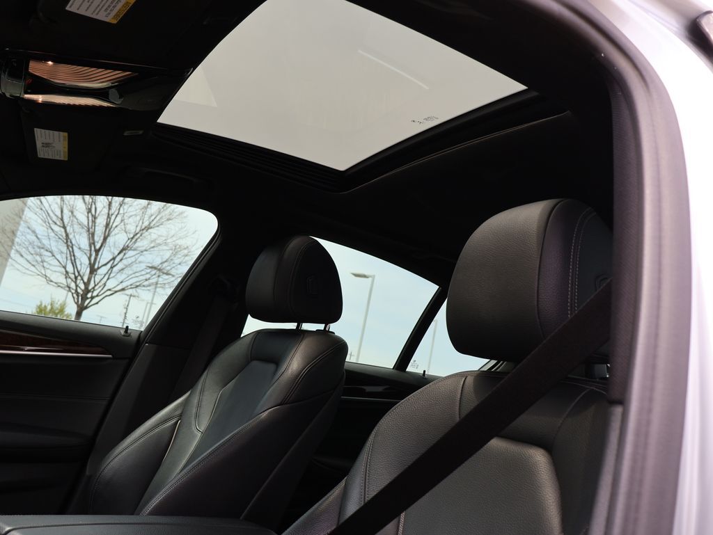 2018 BMW 5 Series 540i xDrive