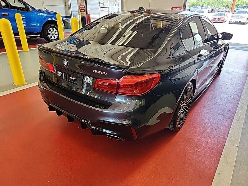 2018 BMW 5 Series 540i xDrive w/ Sport Package 2018 BMW 5 Series 540i xDrive w/ Sport Package